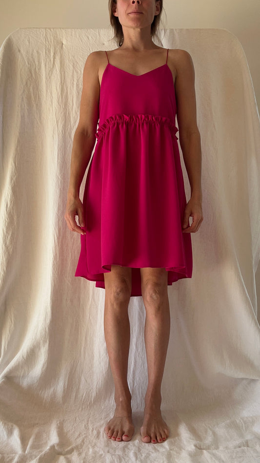 Robe Ty crêpe envers satin (côté crêpe) fushia courte